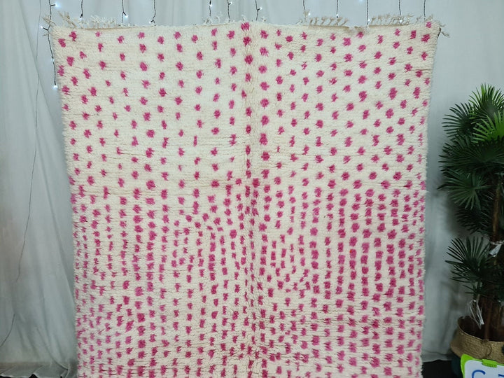 STUNNING BENIOURAIN RUG, Moroccan Handmade Rug, Berber Rug, Handwoven Rug, Handmade Rug, Dotted Rug, Pink And White Rug, Area Wool Carpet