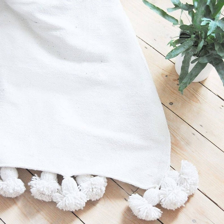 White Moroccan pompom Blanket, Moroccan Blanket, Cotton Blanket Throw Pom Pom, Hand Woven Cover by Artisans on Wooden Loom,bed spread