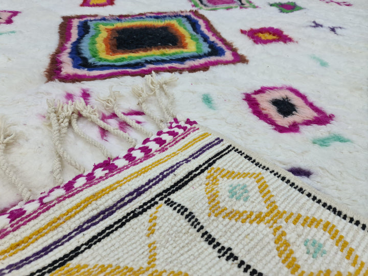 GORGEOUS BENIOURAIN RUG, Moroccan Handmade Rug, Geometric Rug, Sheep Wool Rug, Authentic White And Pink Rug, Berber Symbols Rug, Funky Rug