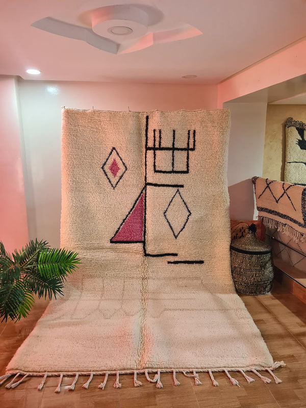 UNIQUE medium 5x8ft berber rug, Handmade Rug , medium 5x8ft Moroccan Rug, medium 5x8ft Rug, Beniourain Wool Rug, Geometric Rug, Handwoven Rug, Area Rug