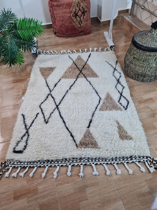 UNIQUE small berber rug, Handmade Rug , 3x5ft Moroccan Rug, 3x5ft Rug, Beniourain Wool Rug, Geometric Rug, Handwoven Rug, Area Rug