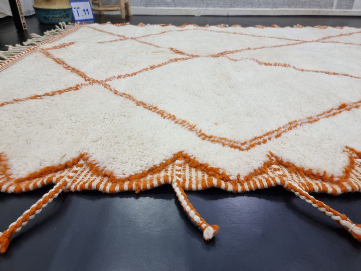 UNIQUE BENIOURAIN RUG, Moroccan Rug, Sheep Wool Rug, Geometric Rug, Orange And White Rug, Handmade Berber Rug, Azilal Rug, Handwoven Rug